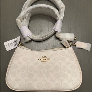 NWT Coach Cream Bag gold hardware